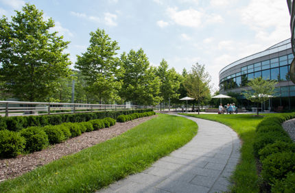 Cleveland Clinic Grounds Maintenance